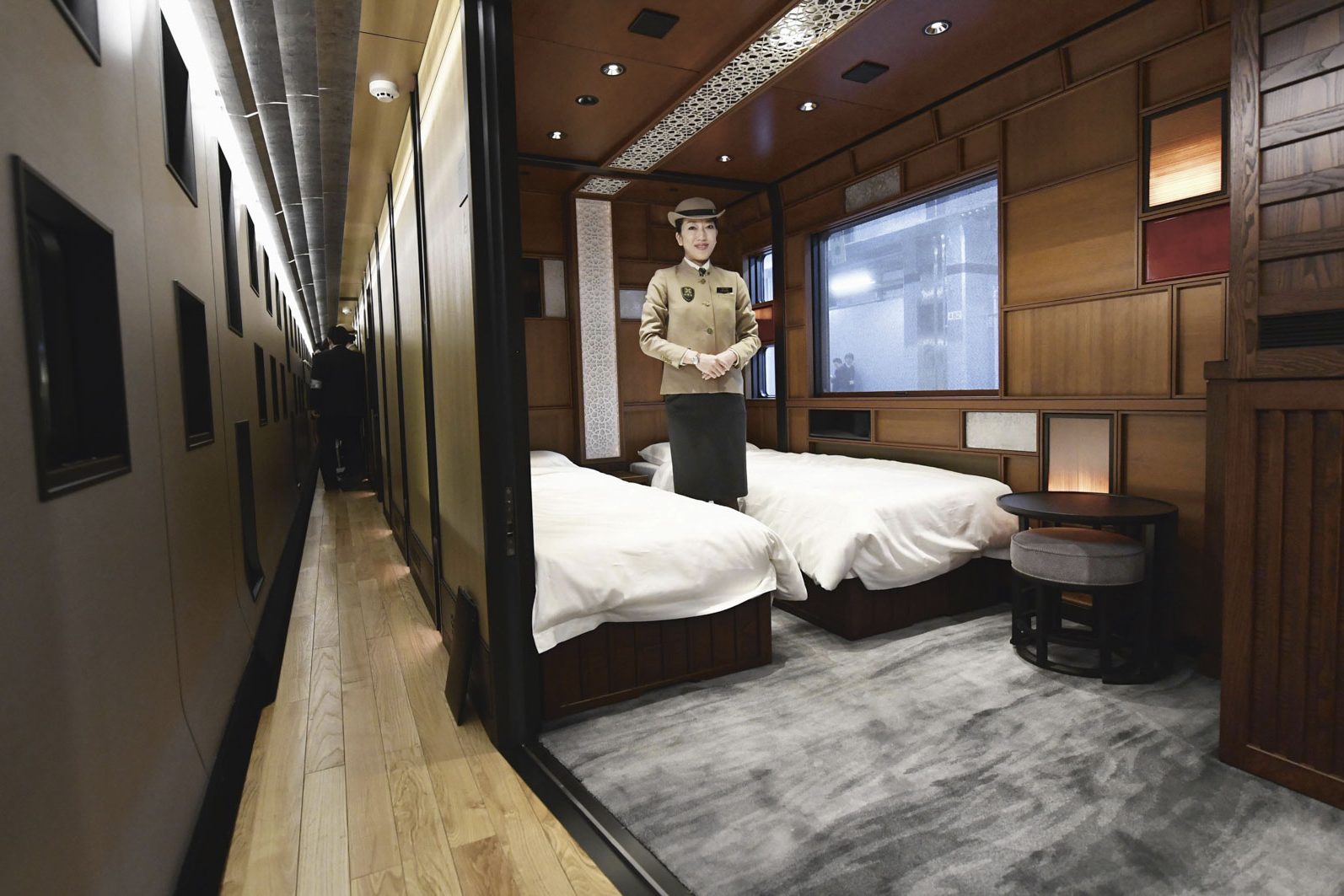 JR East unveils inside of new luxury sleeper train