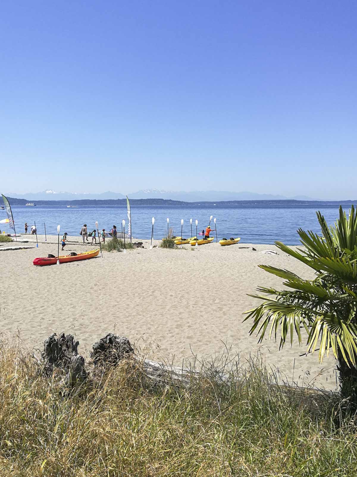 Alki Beach, a Seattle insider tip for summer visits