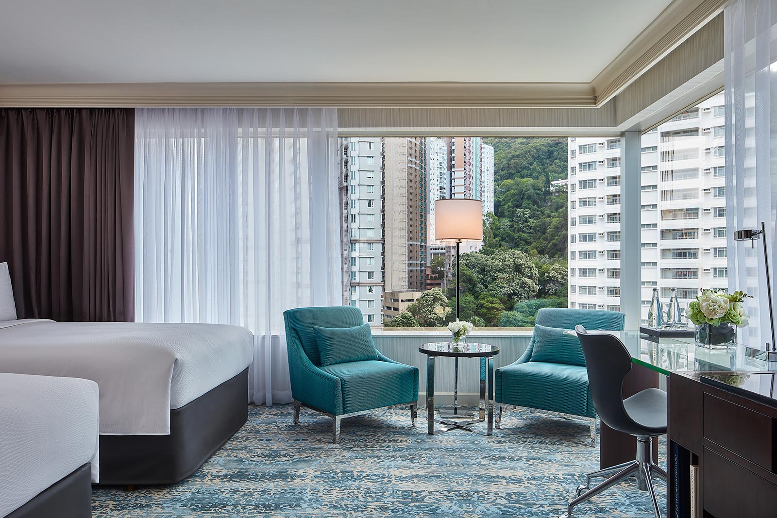 JW-Marriott-Deluxe-Room-Double-beds-Mountain-View-Hotel