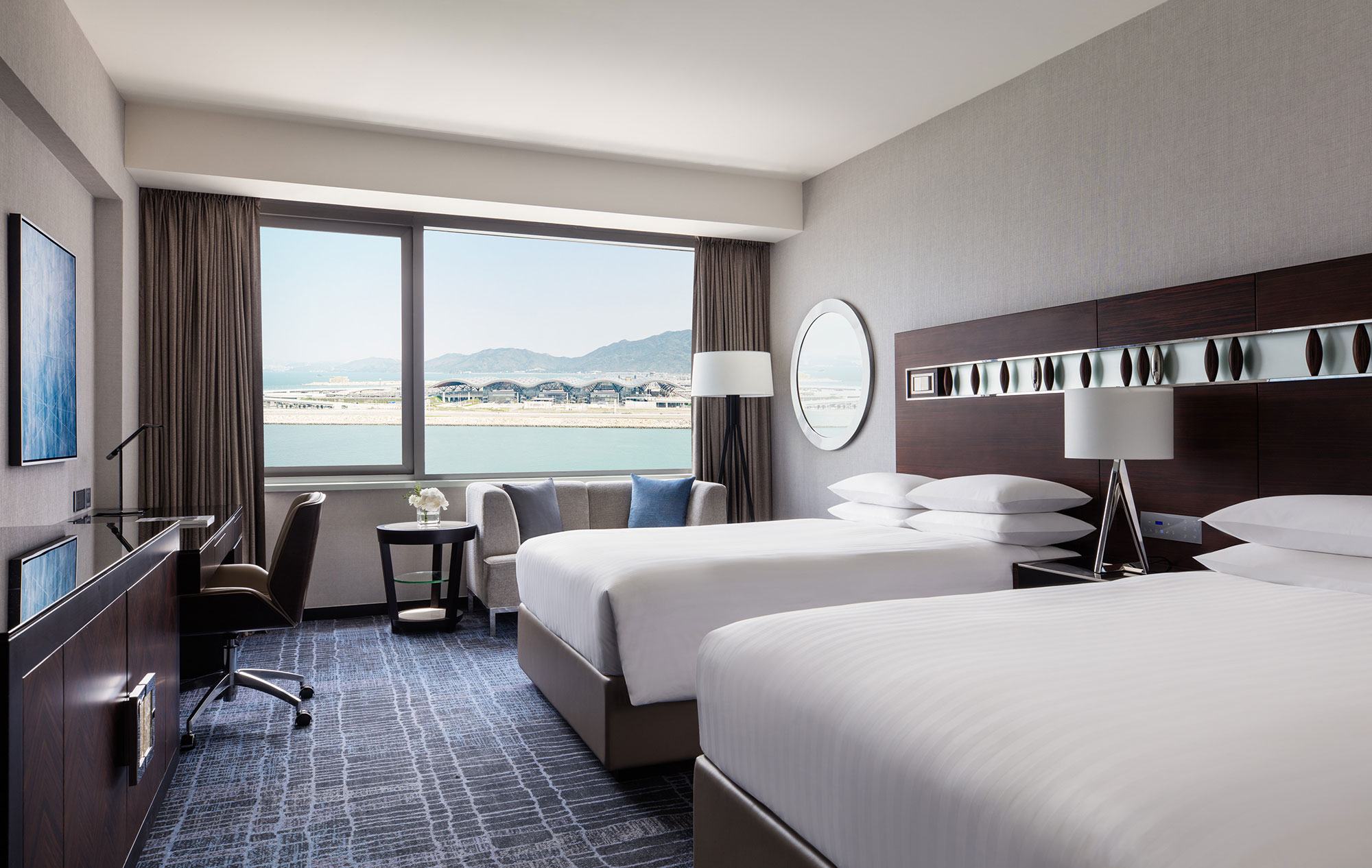regal-airport-hong-kong-hotel-room-lantau