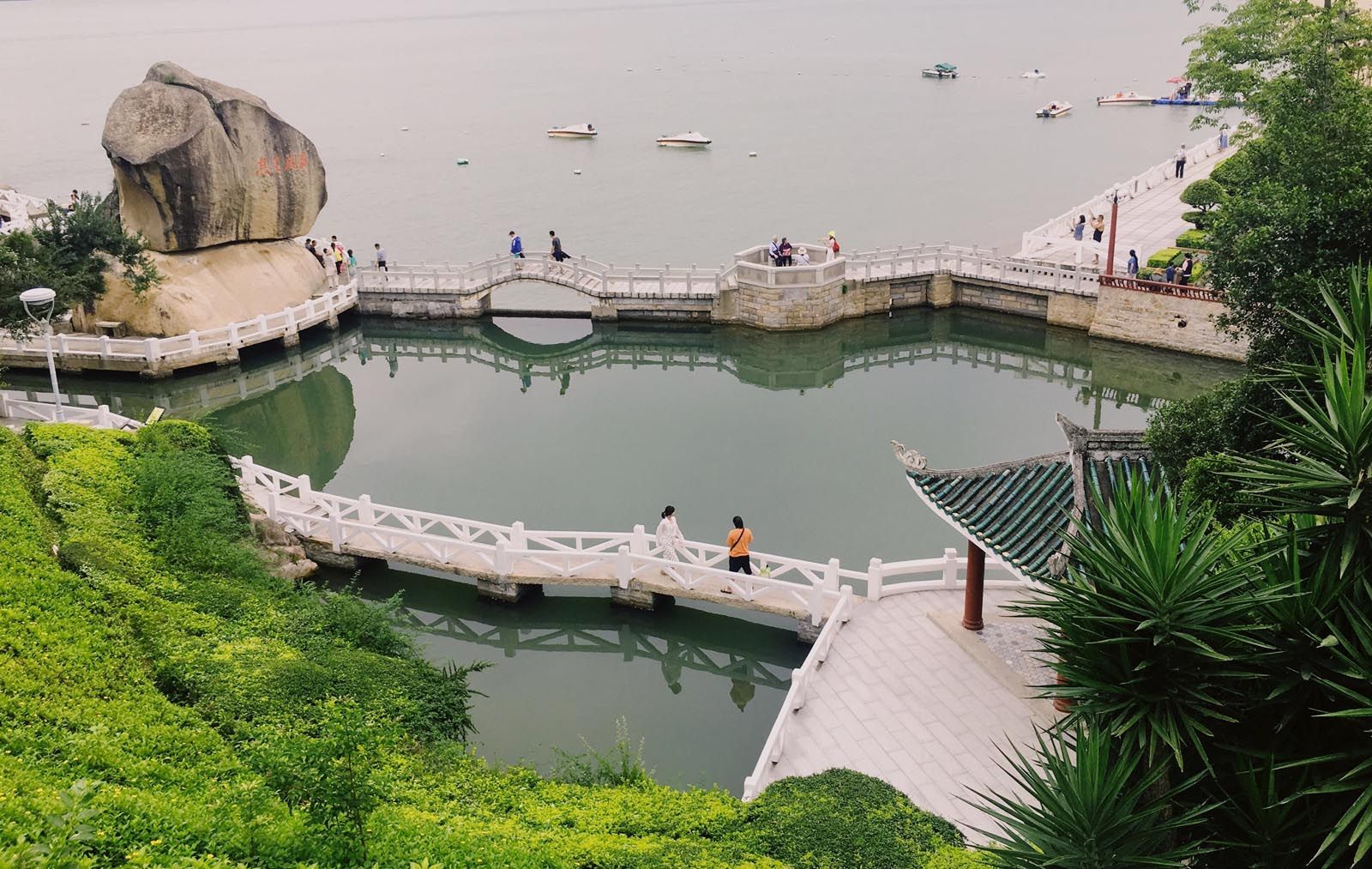 Xiamen lakeside view, pond