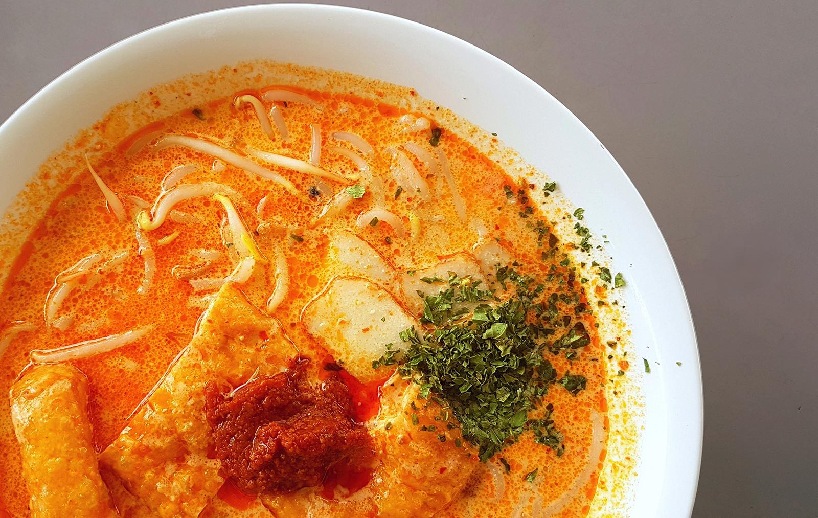 328 Katong Laksa bowl of noodles singapore's best dishes